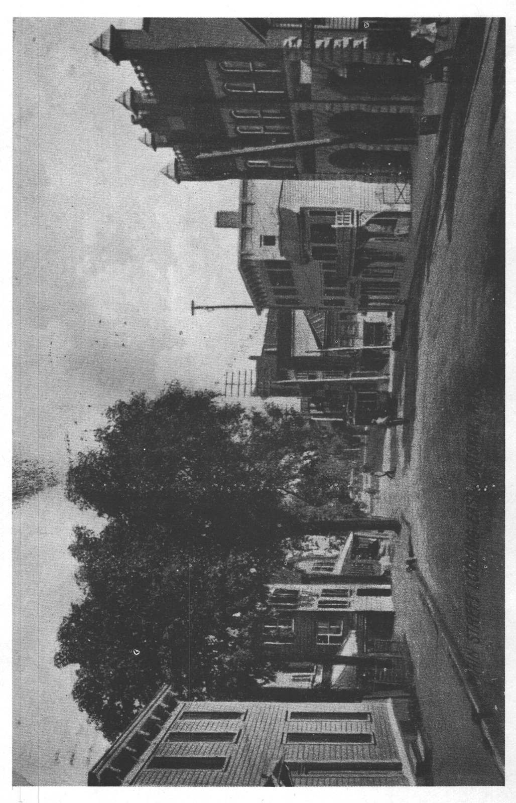 Main Strefi Loosing East Datsk — from Catskill Cook Book (1911)