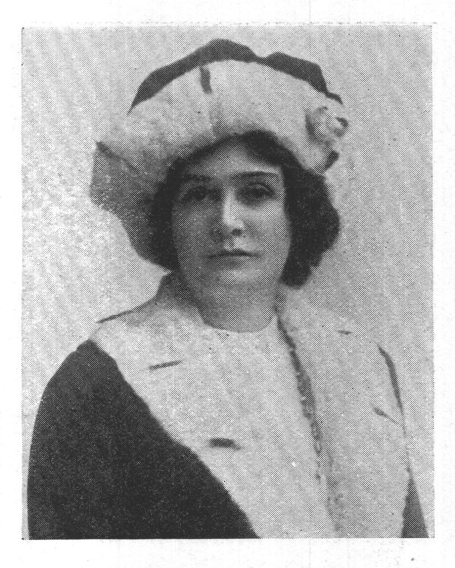 ROSELLE KNOTT